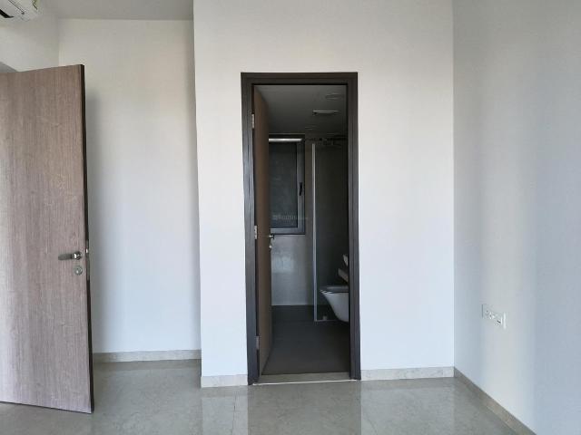 3 BHK Apartment in Worli for rent Mumbai. The reference number is 19673401