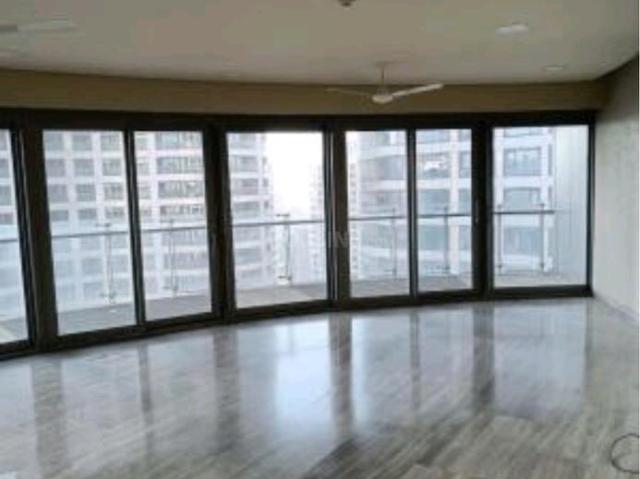 3 BHK Apartment in Worli for rent Mumbai. The reference number is 21003876
