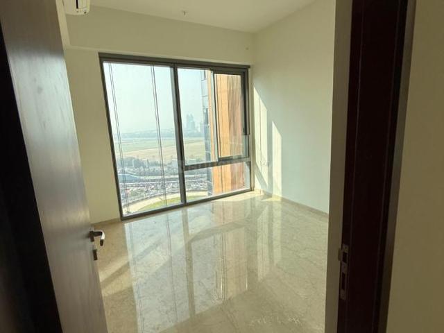3 BHK Apartment in Worli for rent Mumbai. The reference number is 21012332