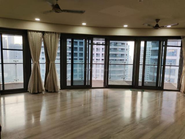 3 BHK Apartment in Worli for rent Mumbai. The reference number is 21127994