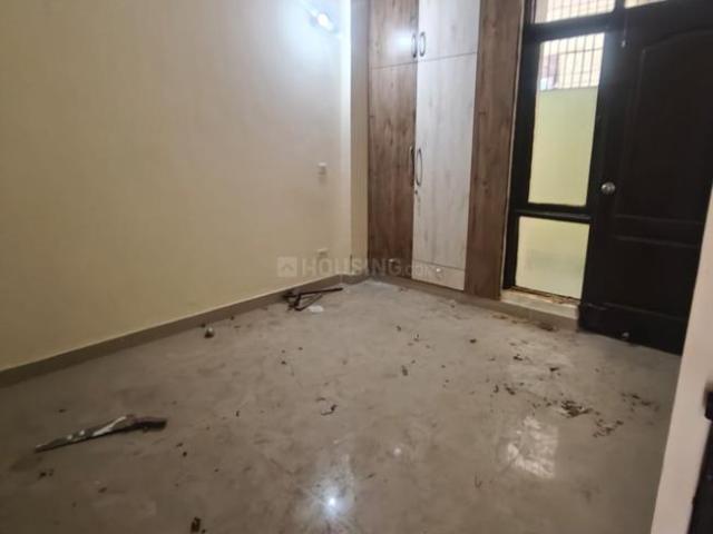 3 BHK Apartment in Wave City for rent Ghaziabad. The reference number is 19731777