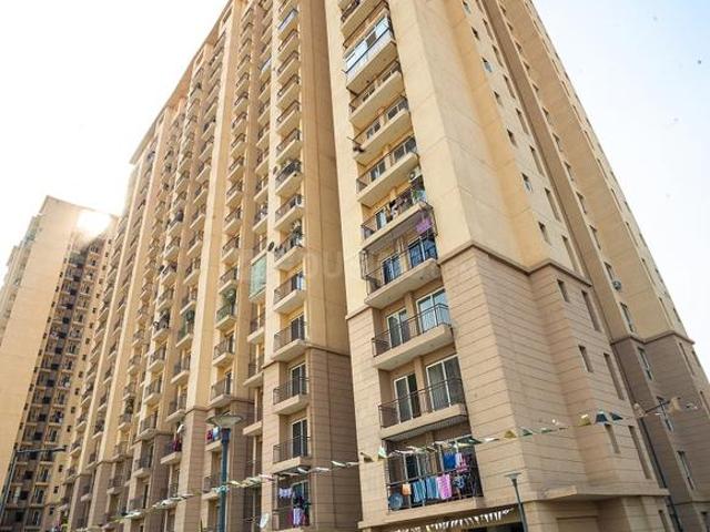 3 BHK Apartment in Wave City for rent Ghaziabad. The reference number is 20358337