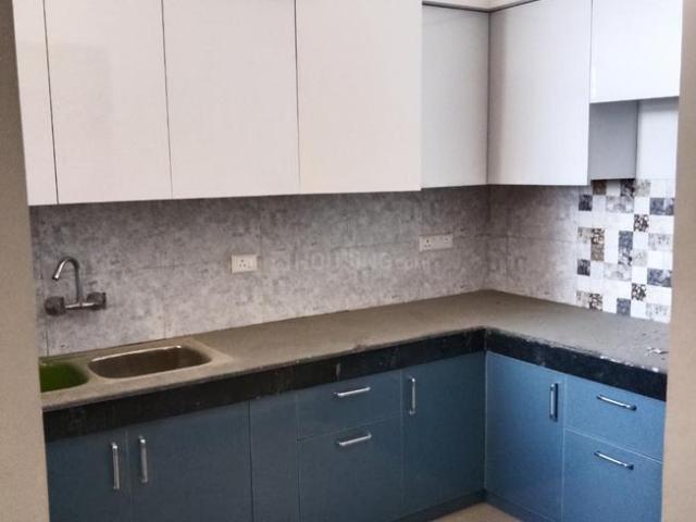 3 BHK Apartment in Wave City for rent Ghaziabad. The reference number is 20735495