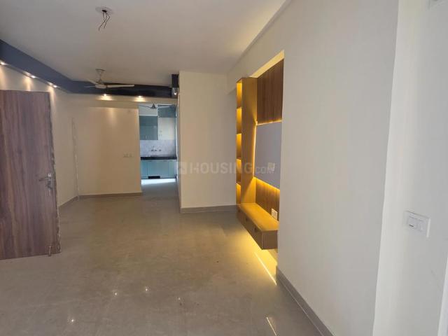 3 BHK Apartment in Wave City for rent Ghaziabad. The reference number is 21284957