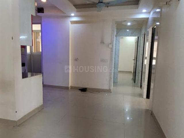 3 BHK Apartment in Wave City for resale Ghaziabad. The reference number is 21140747
