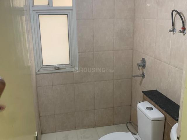3 BHK Apartment in Wave City for resale Ghaziabad. The reference number is 21310566