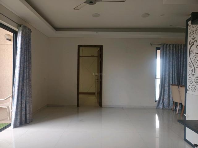 3 BHK Apartment in Wadgaon Sheri for rent Pune. The reference number is 21126019