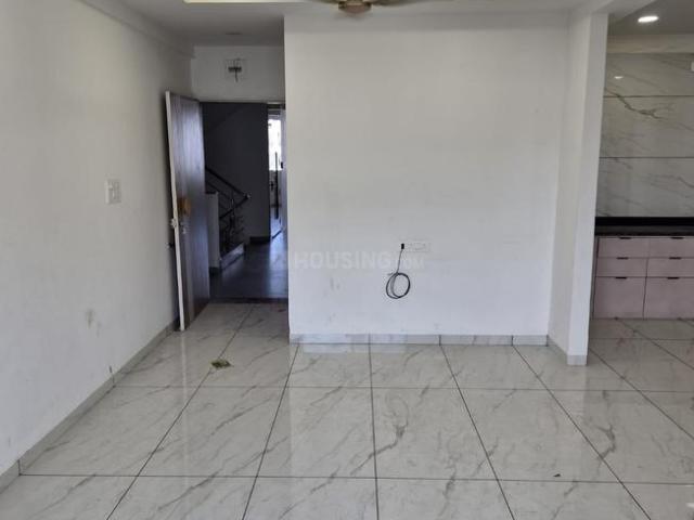 3 BHK Apartment in Waghodia Road for rent Vadodara. The reference number is 21172576