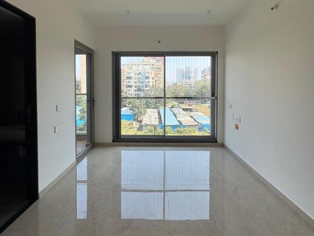 3 BHK Apartment in Wakad for rent Pune. The reference number is 18815702