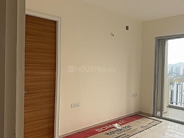 3 BHK Apartment in Wakad for rent Pune. The reference number is 20086374