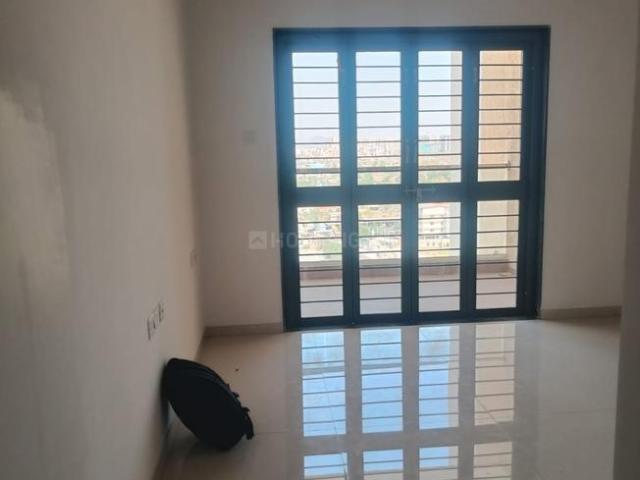 3 BHK Apartment in Wakad for rent Pune. The reference number is 20745372