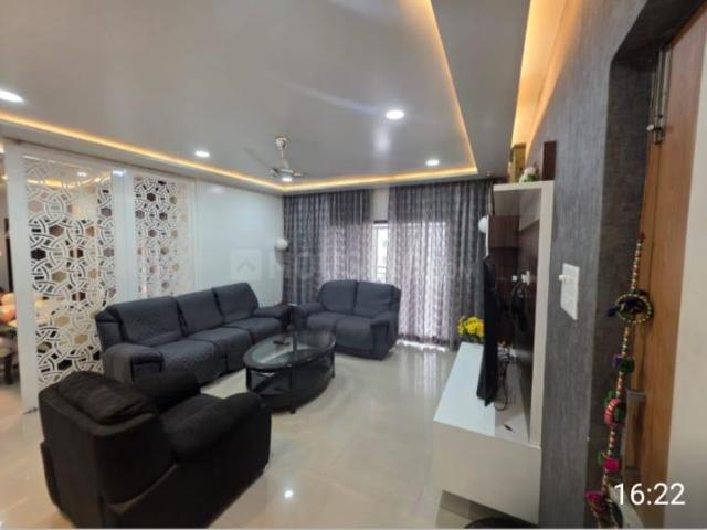 3 BHK Apartment in Wakad for rent Pune. The reference number is 20786360