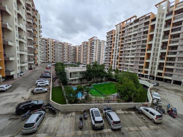 3 BHK Apartment in Wakad for rent Pune. The reference number is 20791901
