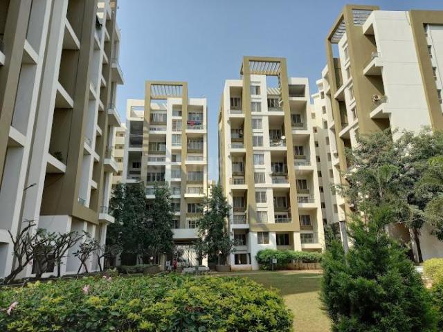 3 BHK Apartment in Wakad for rent Pune. The reference number is 20704458