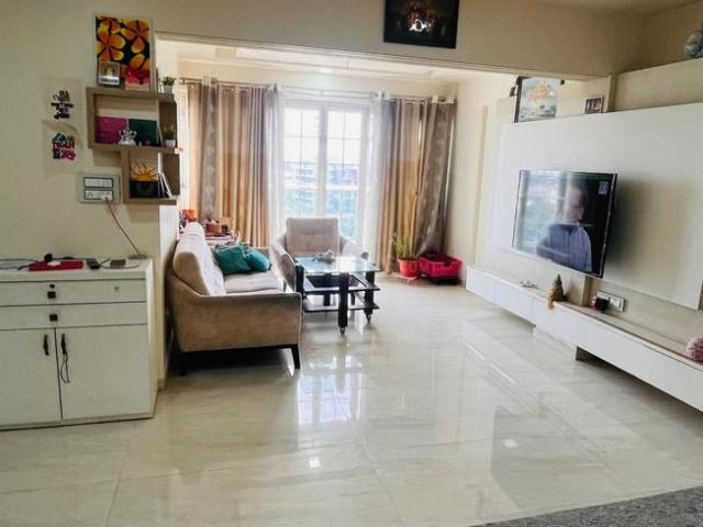 3 BHK Apartment in Wakad for rent Pune. The reference number is 21185605