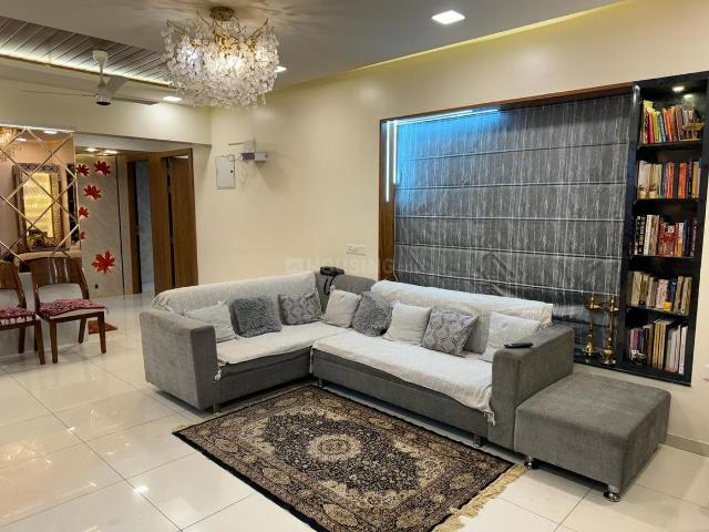3 BHK Apartment in Wakad for rent Pune. The reference number is 21198342