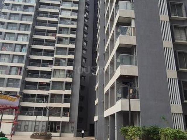 3 BHK Apartment in Wakad for rent Pune. The reference number is 21107417