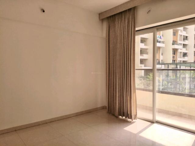 3 BHK Apartment in Wakad for resale Pune. The reference number is 19685082