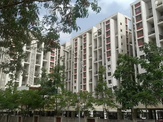 3 BHK Apartment in Wakad for resale Pune. The reference number is 20382679
