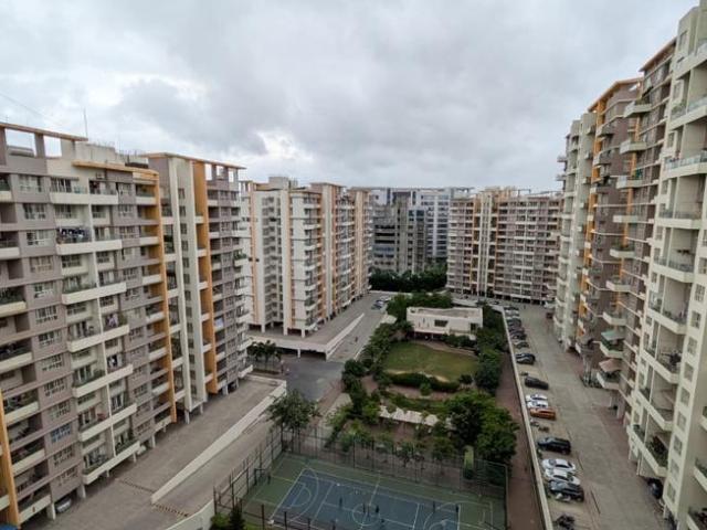 3 BHK Apartment in Wakad for resale Pune. The reference number is 21176529