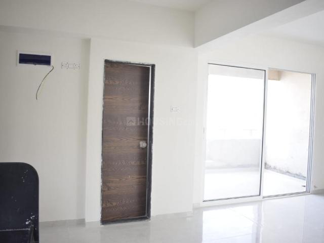 3 BHK Apartment in Warje for resale Pune. The reference number is 20551005