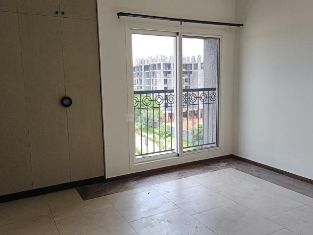 3 BHK Apartment in Whitefield for rent Bengaluru. The reference number is 20460789