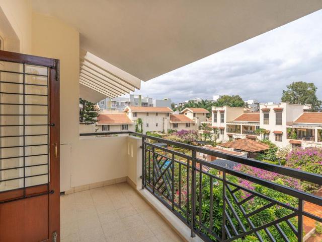 3 BHK Apartment in Whitefield for rent Bengaluru. The reference number is 20909083