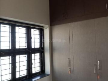 Raja Mannar Street - Balcony, Security