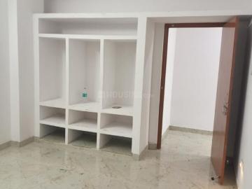 3 BHK Apartment in Toli Chowki for rent Hyderabad. The reference number is 20439731