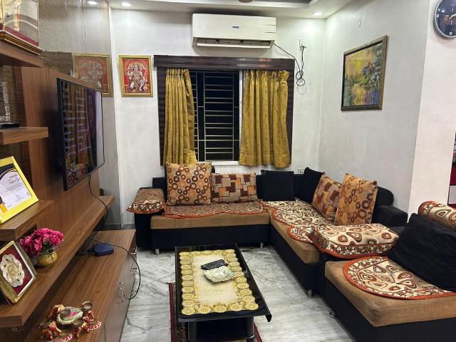 3 BHK Apartment in Tollygunge for rent Kolkata. The reference number is 19697185