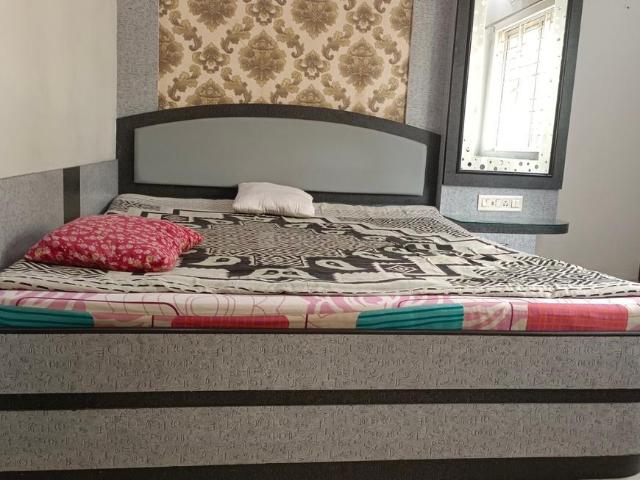 3 BHK Apartment in Tollygunge for rent Kolkata. The reference number is 20426737