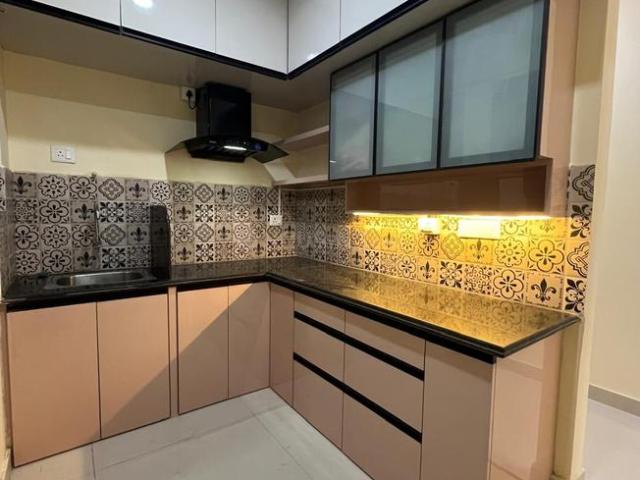 3 BHK Apartment in Tollygunge for rent Kolkata. The reference number is 20487266