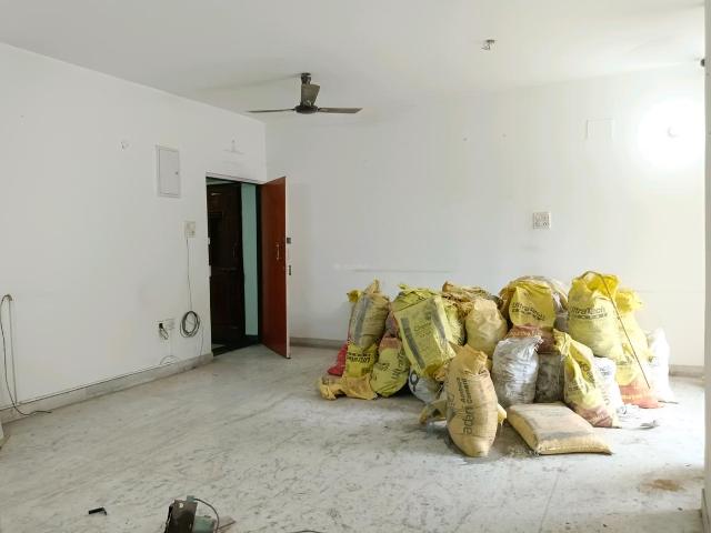 3 BHK Apartment in Tollygunge for rent Kolkata. The reference number is 20786574