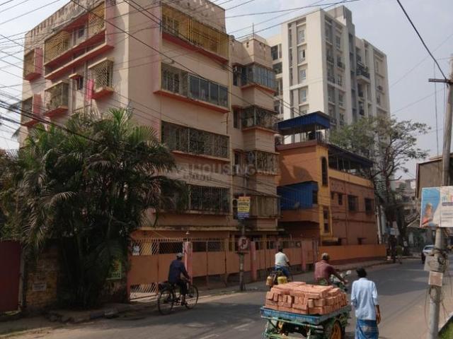 3 BHK Apartment in Tollygunge for resale Kolkata. The reference number is 20298171