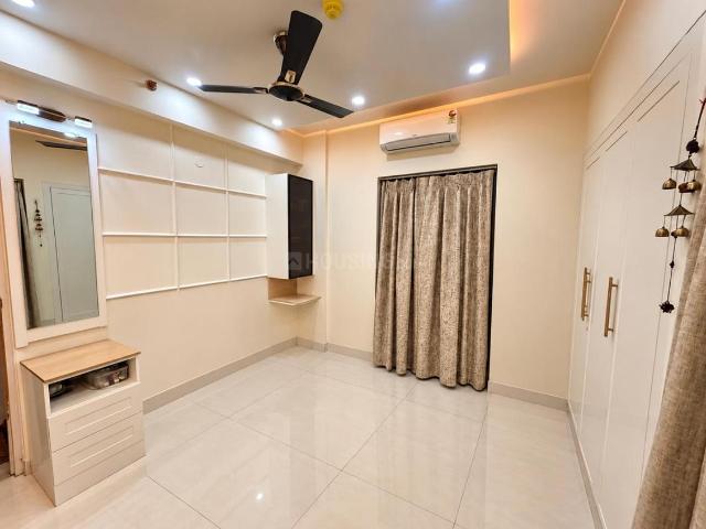 3 BHK Apartment in Tollygunge for resale Kolkata. The reference number is 21263834