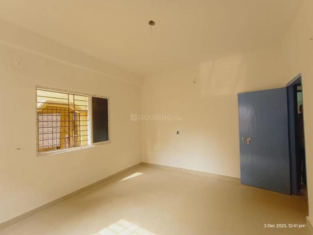 3 BHK Apartment in Topsia for rent Kolkata. The reference number is 18970381