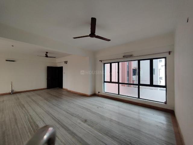 3 BHK Apartment in Topsia for rent Kolkata. The reference number is 18092272