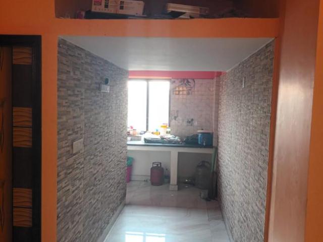 3 BHK Apartment in Topsia for resale Kolkata. The reference number is 21094366
