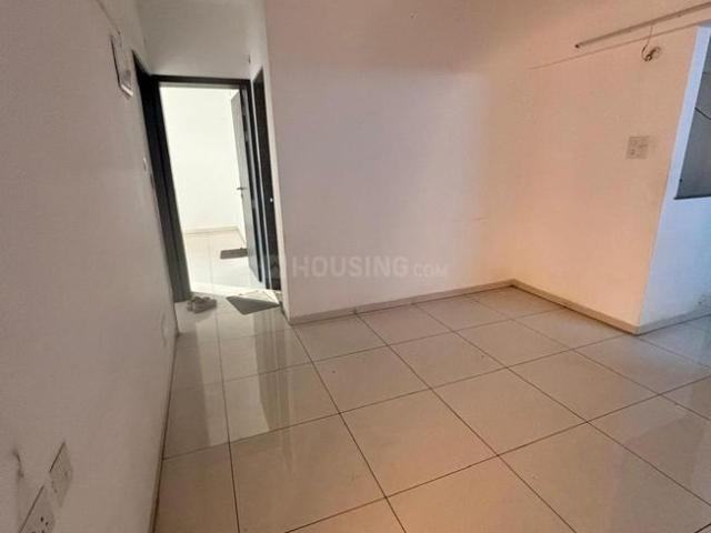 3 BHK Apartment in Tathawade for rent Pune. The reference number is 21197154