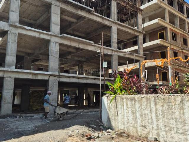 3 BHK Apartment in Tadepalli for resale Vijayawada. The reference number is 16277400