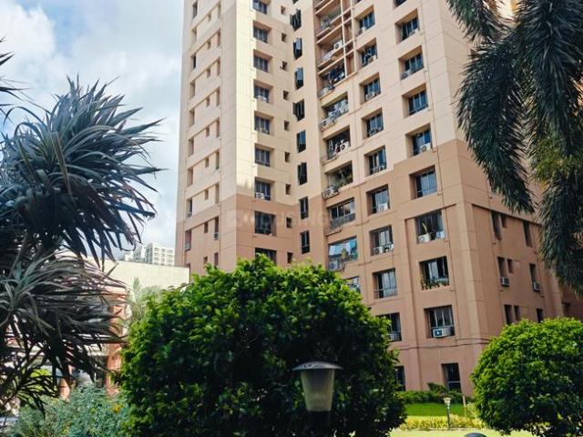 3 BHK Apartment in Tangra for rent Kolkata. The reference number is 17804327