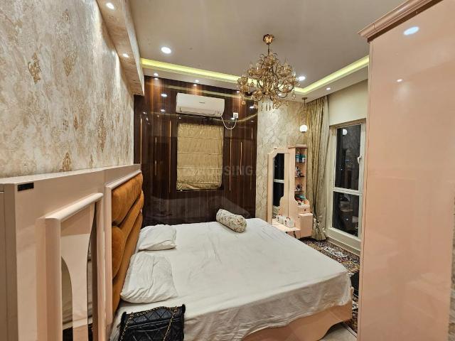 3 BHK Apartment in Tangra for rent Kolkata. The reference number is 19553479