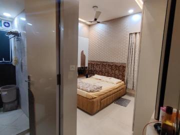 3 BHK Apartment in Tangra for rent Kolkata. The reference number is 19867642