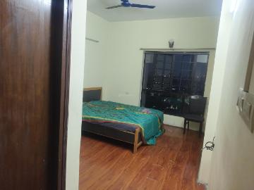 3 BHK Apartment in Tangra for rent Kolkata. The reference number is 19920141