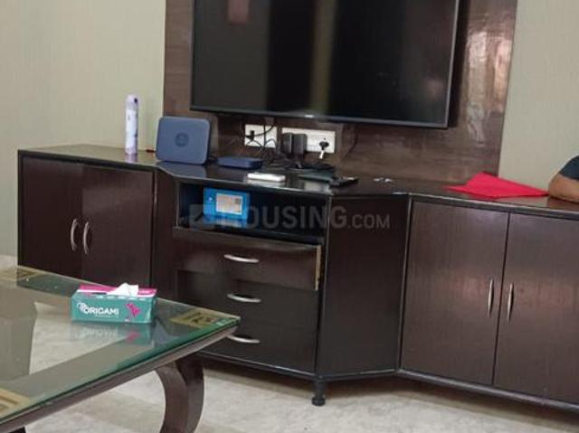 3 BHK Apartment in Tangra for rent Kolkata. The reference number is 19257963