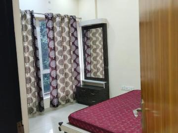 3 BHK Apartment in Tangra for rent Kolkata. The reference number is 20429472