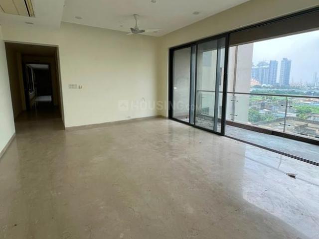 3 BHK Apartment in Tangra for rent Kolkata. The reference number is 20951075