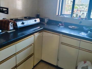 3 BHK Apartment in Tangra for rent Kolkata. The reference number is 20055613