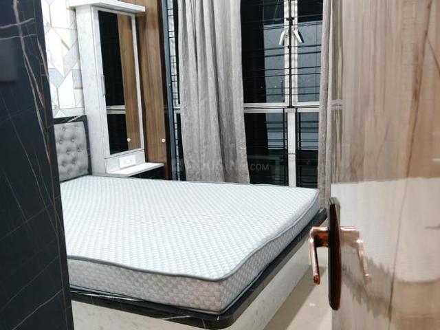 3 BHK Apartment in Tangra for rent Kolkata. The reference number is 21132601