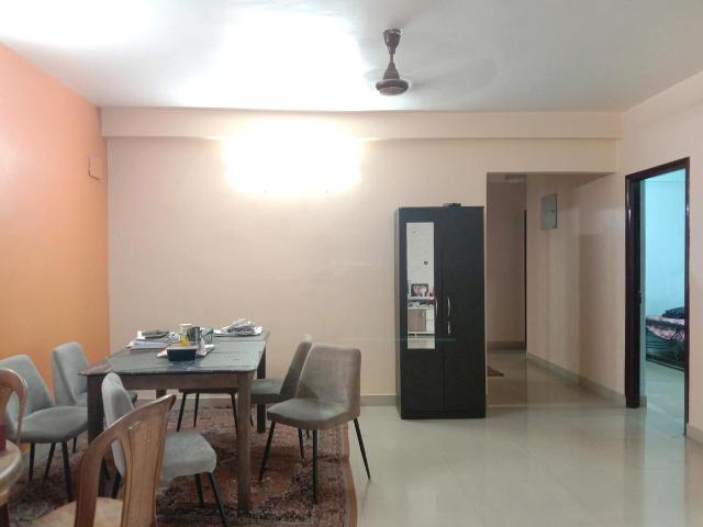 3 BHK Apartment in Tangra for resale Kolkata. The reference number is 19762073